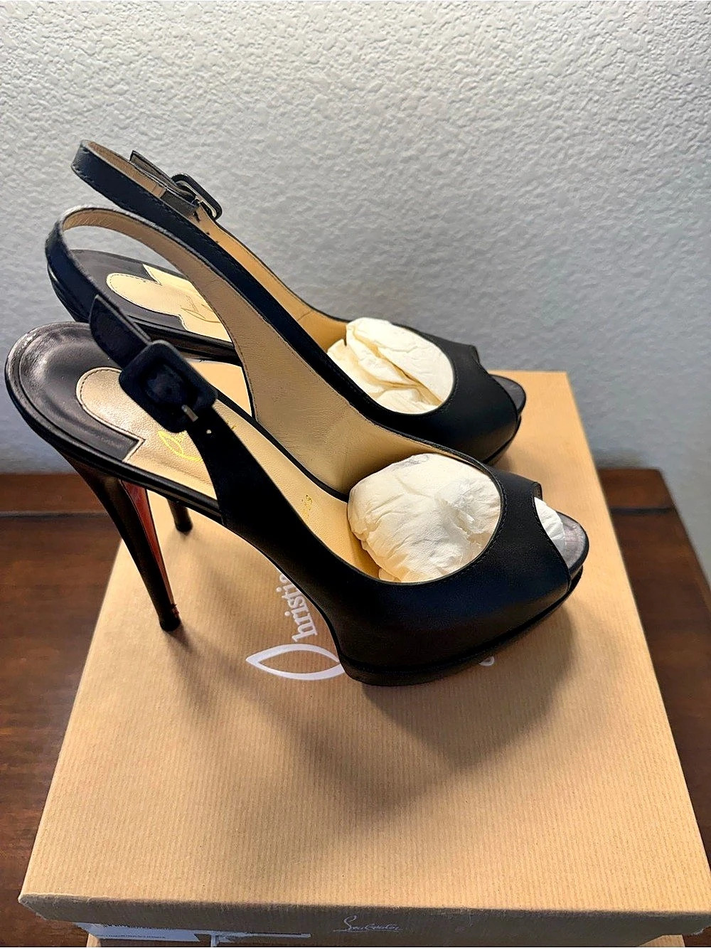 Christian Louboutin Palais Royal Trepointe Black & Red Heels EU 40.5